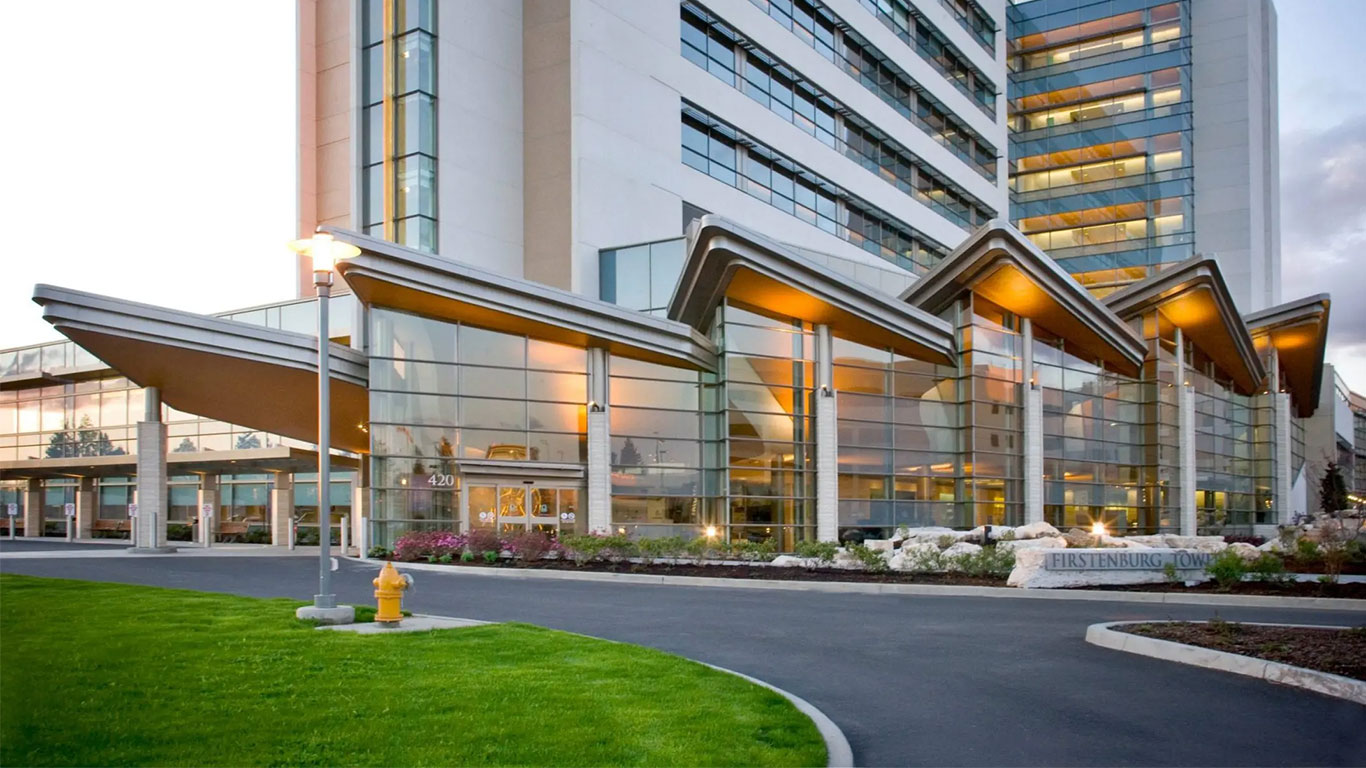 PeaceHealth Southwest Hospital Notary Vancouver WA PeaceHealth Southwest Medical Center hospital entrance in Vancouver WA